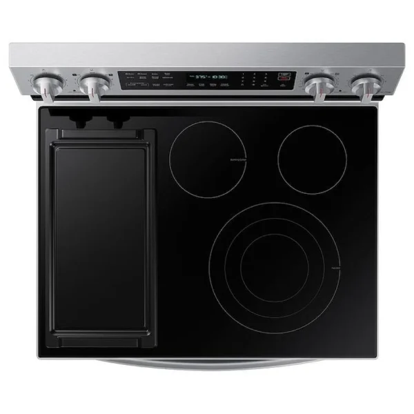 Samsung NE63A6711SS - NE63A6711SS/AC Electric Range, 30 inch Exterior Width, Self Clean, Convection, 5 Burners, 6.3 cu. ft. Capacity, Storage Drawer, Air Fry, 1 Ovens, Stainless Steel colour Air Fry Tray Included, True European Convection, Aluminum Griddle - Image 3